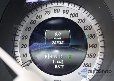 2014 Mercedes-Benz C 250 Sport z USA, uszkodzony, nr VIN WDDGF4HB3EG251447